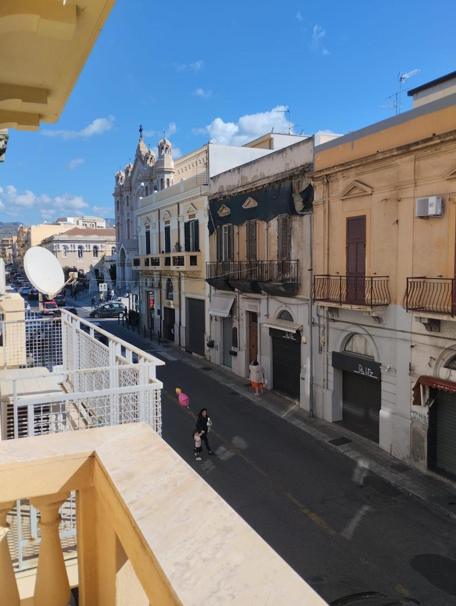 Al Duomo Bed and Breakfast Reggio di Calabria Exteriör bild